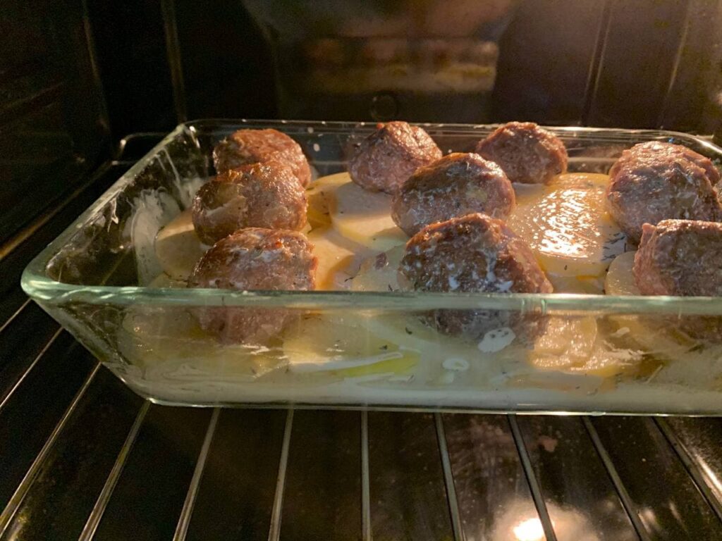 Фото 8 — Бефштекс в сливочном соусе