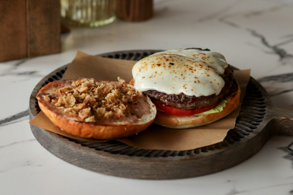 Фото 43 — Халяль бургер с говядиной